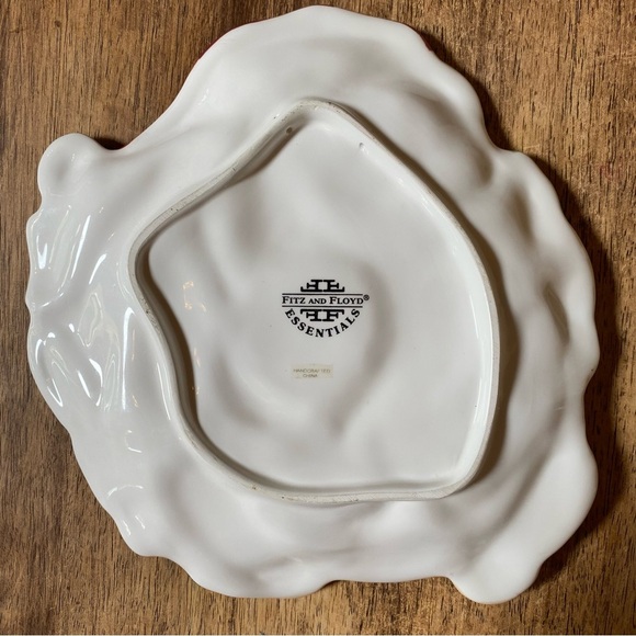 Fitz and Floyd Set of 2 Santa Christmas Cookie Dish Ceramic Plates - Picture 8 of 11